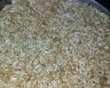 A picture of step 3 of Murmura chikki.