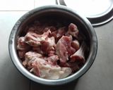 A picture of step 1 of Mutton Kasha.