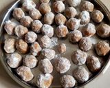 A picture of step 3 of Mathura Peda.
