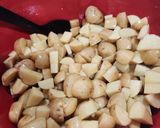 A picture of step 3 of Roasted Parmesan Potatoes.