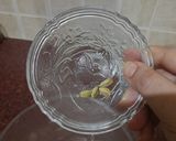 A picture of step 2 of Makhana milk shake.