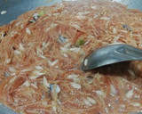 A picture of step 5 of Meethi Semiya.