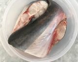 Hình bước làm 1 của món Cá Tra kho tộ