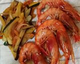 Foto del paso 5 de la receta Gambas de Palamós con vinagreta de verduras templada