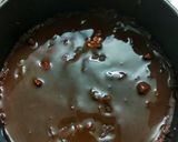 A picture of step 2 of Ice-cream chocolate cake.