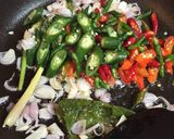 Foto langkah ke 1 dari resep Pindang Tongkol Masak Santan.