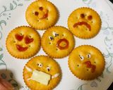 मोनाको बिस्कुट सैंडविच (Monaco biscuit sandwich recipe in Hindi) रेसिपी चरण 1 फोटो