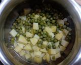 ક્લાસિક આલૂ મટર સબ્જી (Classic aloo mutter Recipe in Gujarati) રેસીપી સ્ટેપ1ફોટો