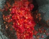 Foto langkah ke 2 dari resep Cireng isi ayam suwir pedas.