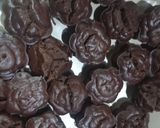 Foto langkah ke 3 dari resep Bolu kukus Cokelat Praktis.