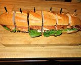 Foto del paso 6 de la receta: SANDWICH DE MUSLO DE POLLO A LA PLANCHA, CON TOCINO AHUMADO, EN PAN ITALIANO