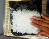 Foto del paso 4 de la receta: Sushi y onigiri hecho en casa