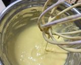 Foto langkah ke 2 dari resep Pancake dan waffle simpel dan enak.