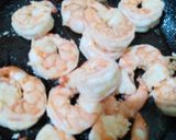 Foto langkah ke 1 dari resep Udang Goreng Mentega.