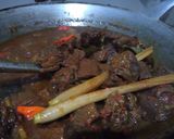 Foto langkah ke 4 dari resep Krengsengan daging sapi.