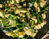 Foto del paso 5 de la receta: Calabacitas con rajas y elotes