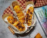 Foto langkah ke 7 dari resep Pisang bolen lilit.