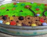 A picture of step 6 of Aquarium Fruit custard.
