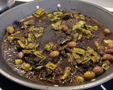 Foto del paso 4 de la receta Arroz Negro de Despensa