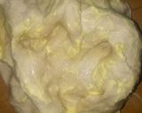 A picture of step 4 of Stuffed doughnuts.