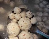 Foto langkah ke 4 dari resep Bakso ayam tanpa tepung.