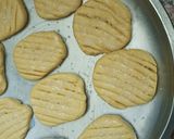 आटे के क्रिस्पी बादाम बिस्कुट (Aate ke crispy badam biscuit recipe in Hindi) रेसिपी चरण 3 फोटो