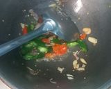Foto langkah ke 3 dari resep Oseng Cumi Asin Jagung Manis.