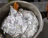 A picture of step 4 of Raan Steam Roast/ Mutton Leg Roast.