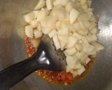 A picture of step 2 of Palak Aloo.
