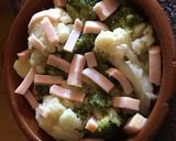Foto del paso 5 de la receta: Coliflor y brócoli a la crema de quesos gratinada