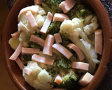 Foto del paso 5 de la receta: Coliflor y brócoli a la crema de quesos gratinada