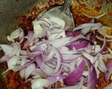 A picture of step 2 of Fried yam&onion sauce.