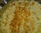 A picture of step 3 of Dahi Phulki.