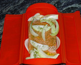Foto del paso 1 de la receta: Salmón con cebolla en microondas