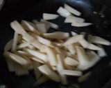 Foto del paso 2 de la receta: HUEVO CON PAPAS🥔😍😍