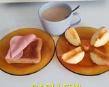Foto del paso 2 de la receta: Café CON LECHE, 1 REBANADA DE PAN CON 1 LONCHA DE PAVO Y 1 MANZANA