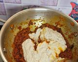 A picture of step 2 of Kaju curry.