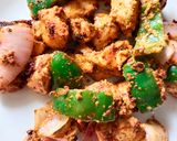A picture of step 1 of Chicken Tikka Masala.