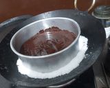 बिना अंडे के कड़ाई में बना चॉकलेट केक (bina ande ke kadai me bana chocolate cake recipe in Hindi) रेसिपी चरण 6 फोटो