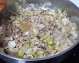 Foto del paso 2 de la receta: Risotto de champiñones, jamón y langostinos