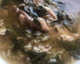 Foto del paso 3 de la receta: Arroz caldoso de conejo, pollo y acelgas, en olla rápida