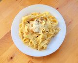 صورة لخطوة 3 من وصفة تاقلياتل بالسلمون والفطر🍝🍄🍄