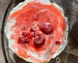 Gambar langkah 8 resipi Victoria Sandwich Cake.