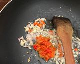 Foto langkah ke 3 dari resep Indomie Goreng Tumis ala Chinese Food.