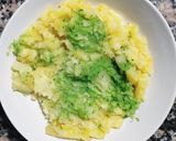 Foto del paso 2 de la receta: Sándwich mixto con gofre salado de patata y calabacín