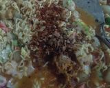 Foto langkah ke 3 dari resep Seblak mie kari.