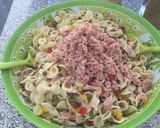 Foto del paso 5 de la receta: Ensalada de fideos colorida y nutritiva