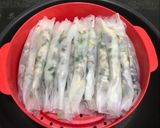 Hình bước làm 2 của món Bánh cuốn (từ bánh tráng) siêu tốc
