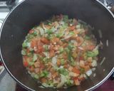Foto del paso 8 de la receta: Pollo guisado con champiñones y patatas