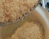 Foto del paso 3 de la receta: Arroz blanco esponjoso 🍙🍚